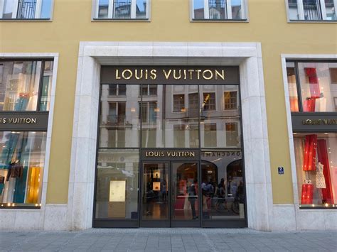 louis vuitton germany prices|Louis Vuitton munich Germany.